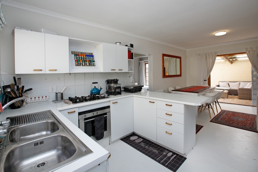 3 Bedroom Property for Sale in Fish Hoek Western Cape